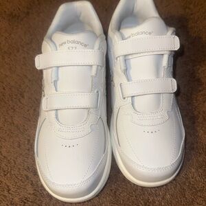 Brand new with box new balance 577 walking shoes